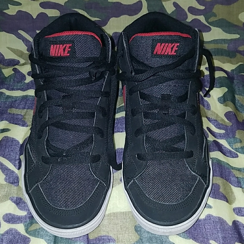 Nike